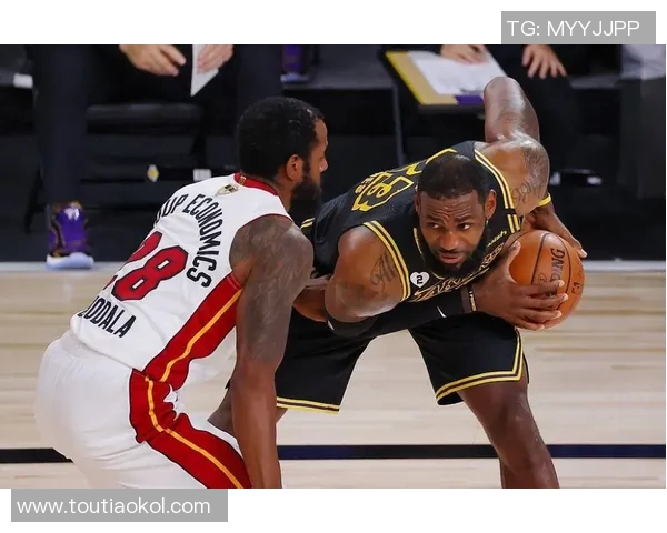 2012年NBA总决赛热火与湖人对决回顾激情时刻与经典瞬间 2012年NBA总决赛热火与湖人对决回顾激情时刻与经典瞬间